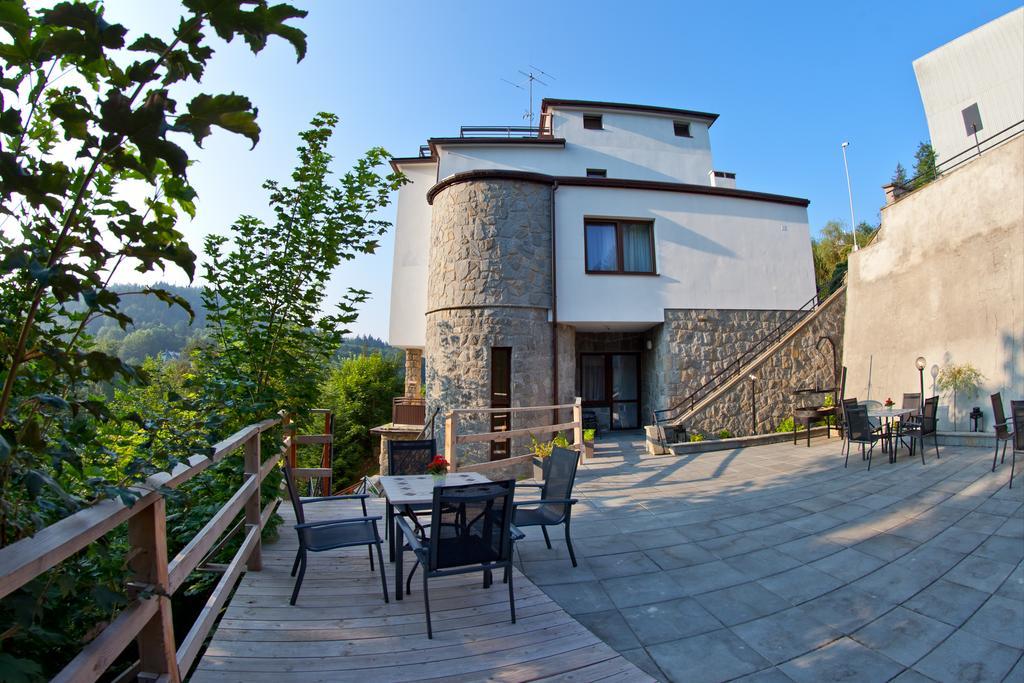 Urocza Art Pensjonat Krynica Zdroj Exterior foto